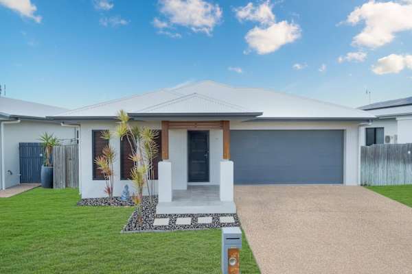 House sit in Townsville, QLD, Australia