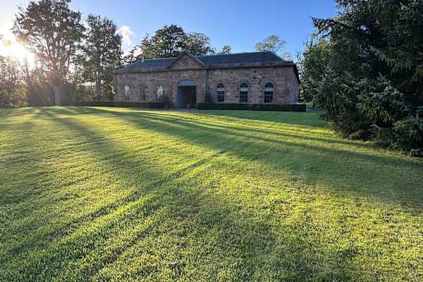 House sit in Fettercairn, United Kingdom