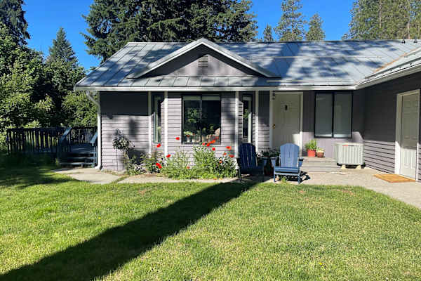 House sit in Leavenworth, WA, US