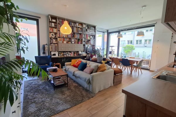 House sit in Brussels, Belgium