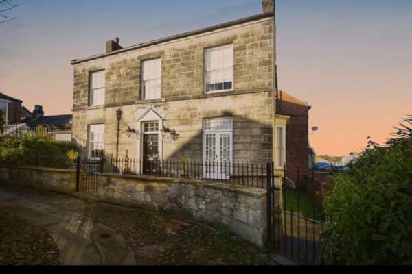 House sit in Knaresborough, United Kingdom