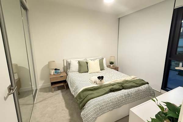 House sit in Melbourne, VIC, Australia