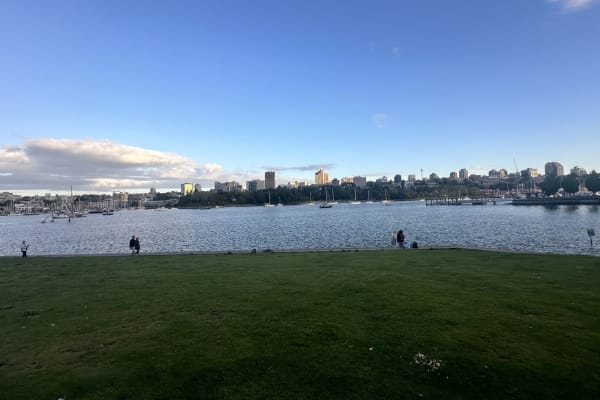 House sit in Vancouver, BC, Canada