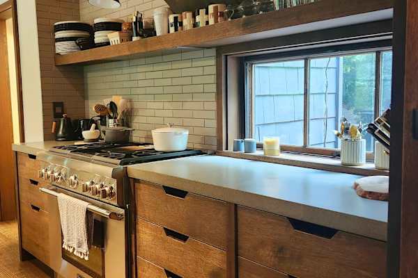 House sit in Minnetonka, MN, US