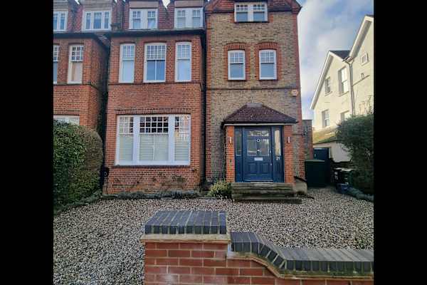 House sit in London, United Kingdom