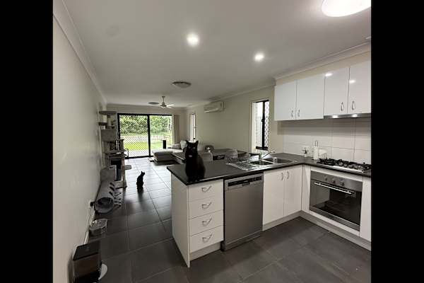 House sit in Brisbane, QLD, Australia