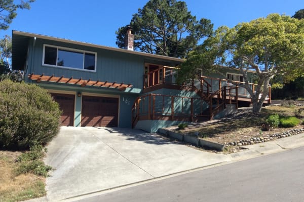 House sit in Monterey, CA, US