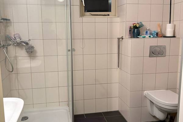 House sit in Amstelveen, Netherlands