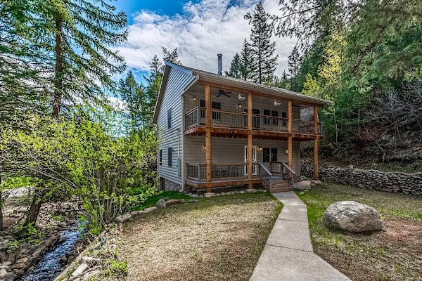 House sit in Idaho Springs, CO, US