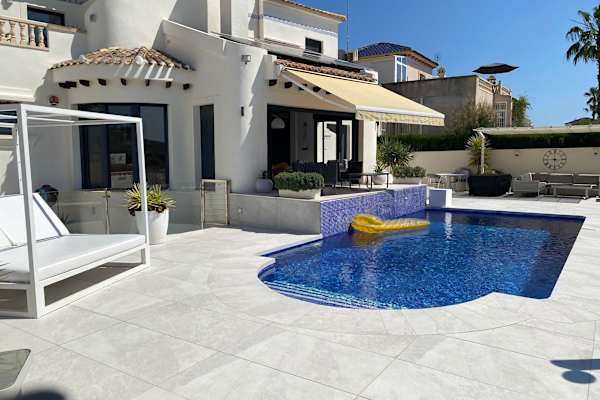 House sit in Campoamor R-5, Spain