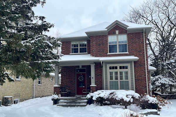 House sit in London, ON, Canada