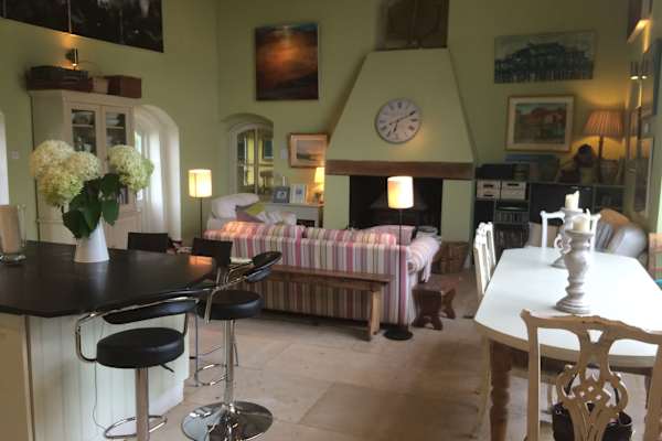 House sit in Lewes, United Kingdom