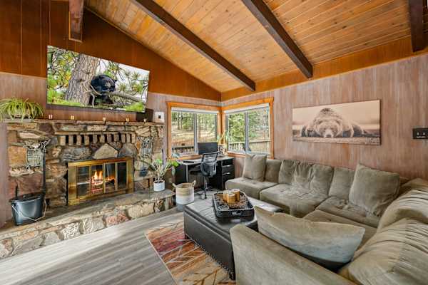 House sit in Big Bear Lake, CA, US