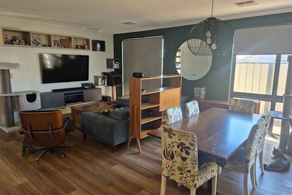 House sit in City of Cockburn, WA, Australia