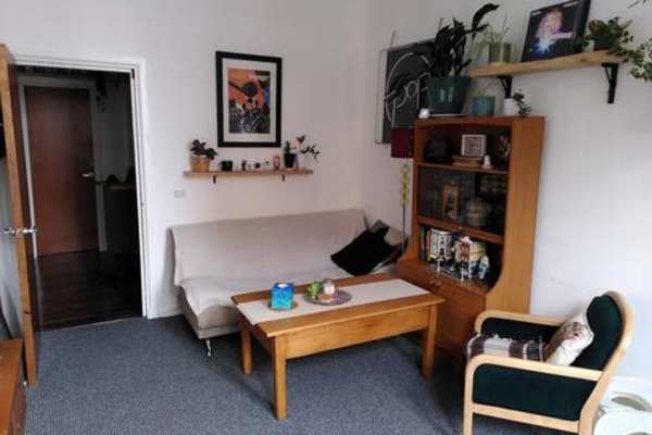 House sit in Glasgow, United Kingdom