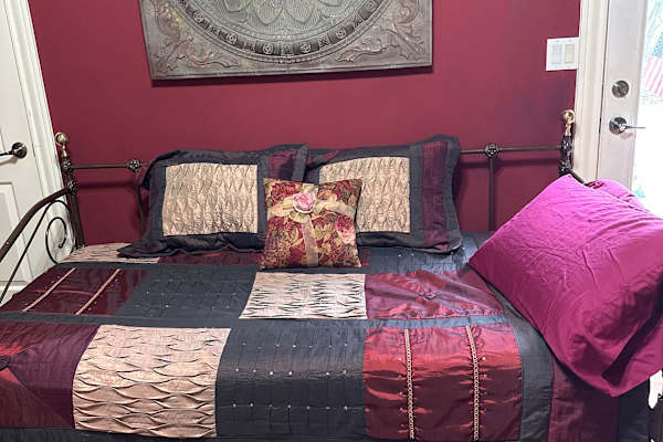 House sit in New Braunfels, TX, US