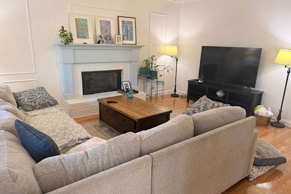 House sit in Nashville, TN, US