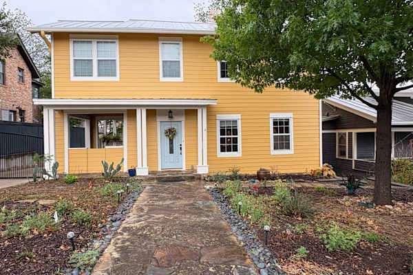 House sit in San Antonio, TX, US