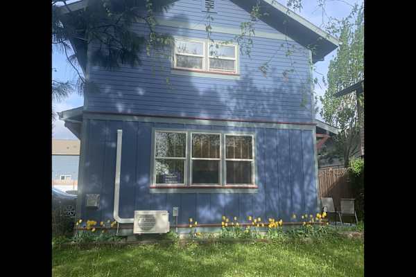House sit in Hood River, OR, US
