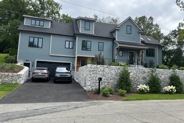 House sit in Winchester, MA, US