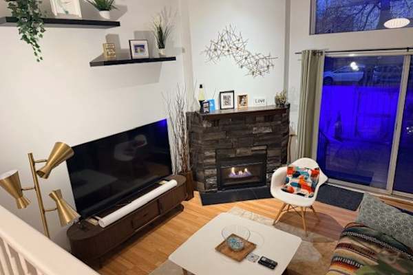 House sit in Calgary, AB, Canada