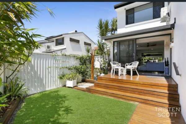 House sit in Gold Coast, QLD, Australia