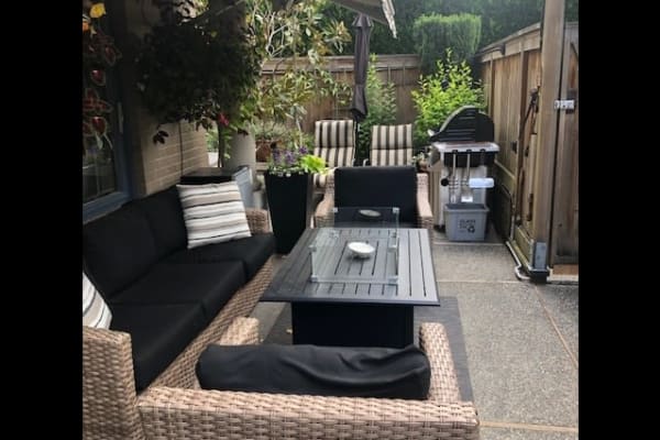 House sit in Vancouver, BC, Canada