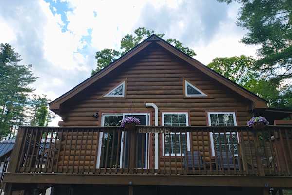 House sit in Hendersonville, NC, US