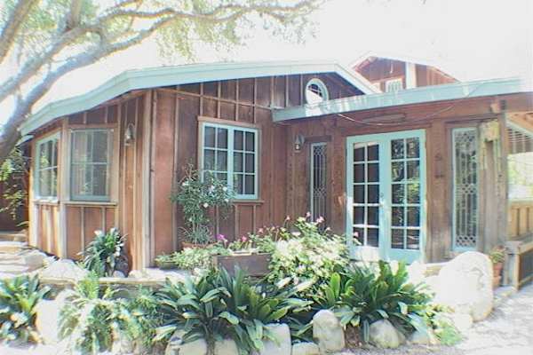 House sit in Ojai, CA, US