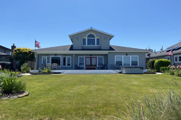 House sit in Hansville, WA, US