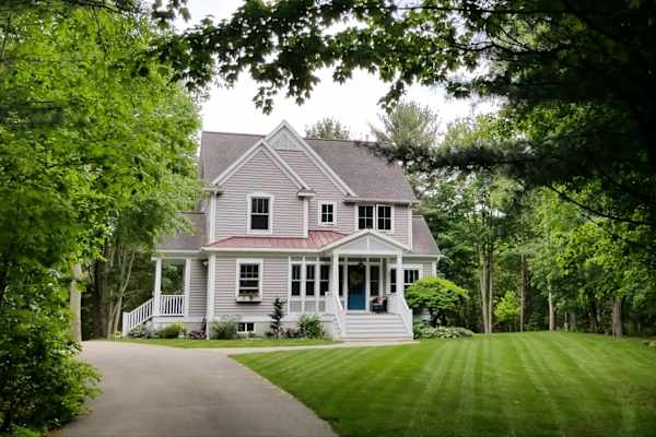 House sit in Grand Haven, MI, US