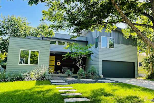 House sit in Austin, TX, US