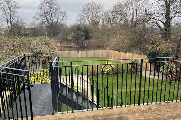 House sit in Shrewsbury, United Kingdom