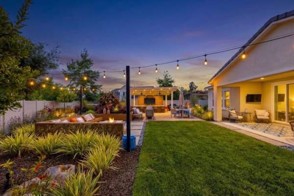 House sit in Vista, CA, US