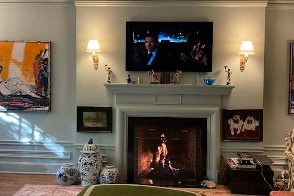 House sit in Chicago, IL, US