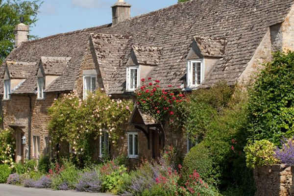 House sit in Adlestrop, United Kingdom