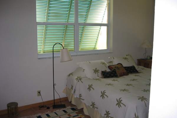 House sit in Freeport, Bahamas