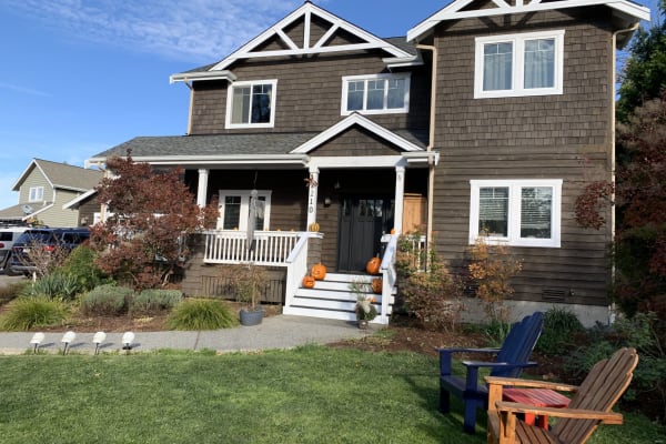 House sit in Bainbridge Island, WA, US