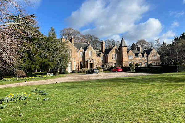 House sit in Pencaitland, United Kingdom