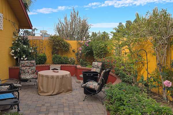 House sit in Phoenix, AZ, US