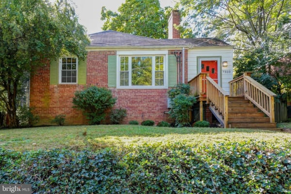 House sit in Takoma Park, MD, US