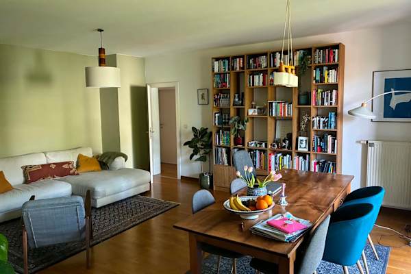 House sit in Brussels, Belgium