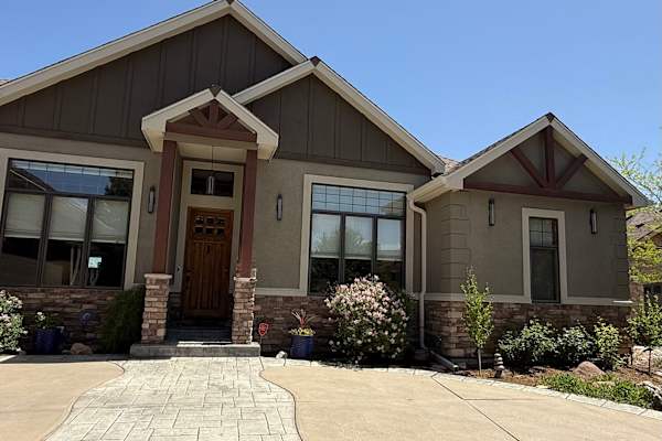House sit in Loveland, CO, US