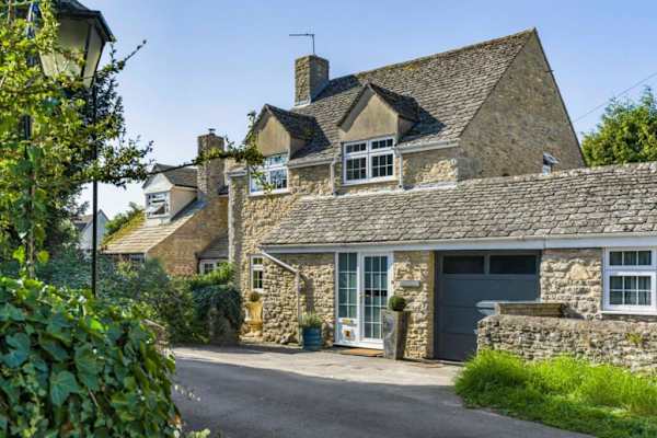 House sit in Cassington, United Kingdom