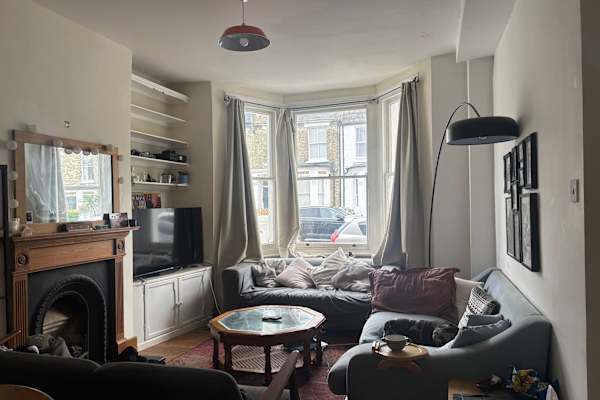 House sit in Hammersmith, United Kingdom