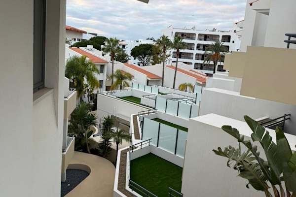 House sit in Vilamoura, Portugal