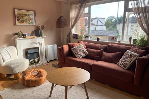 House sit in East Molesey, United Kingdom