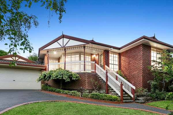 House sit in Upper Diamond Creek, VIC, Australia