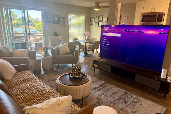 House sit in Concord, CA, US