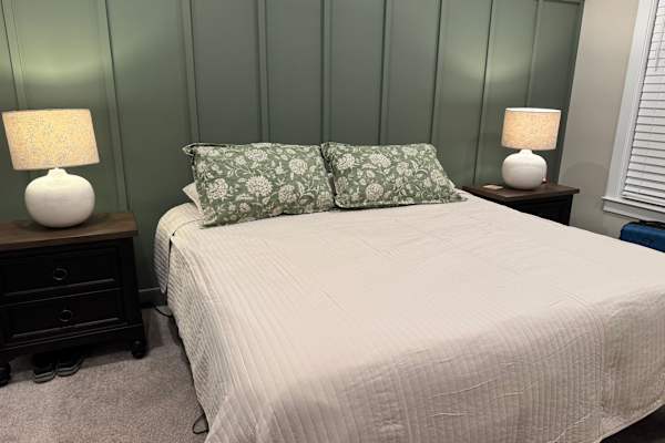 House sit in Annapolis, MD, US